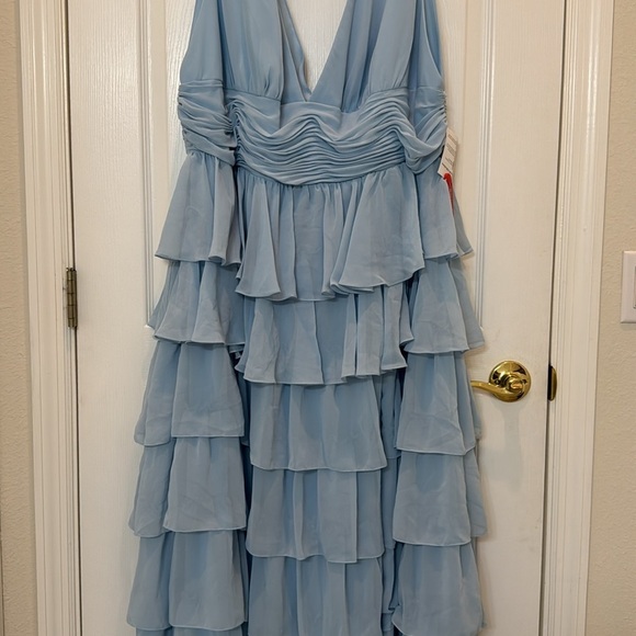 NWT Mac Duggal 68119 Blue Ruffle Tiered Sleeveless V-Neck Gown Size 20W - Picture 6 of 10